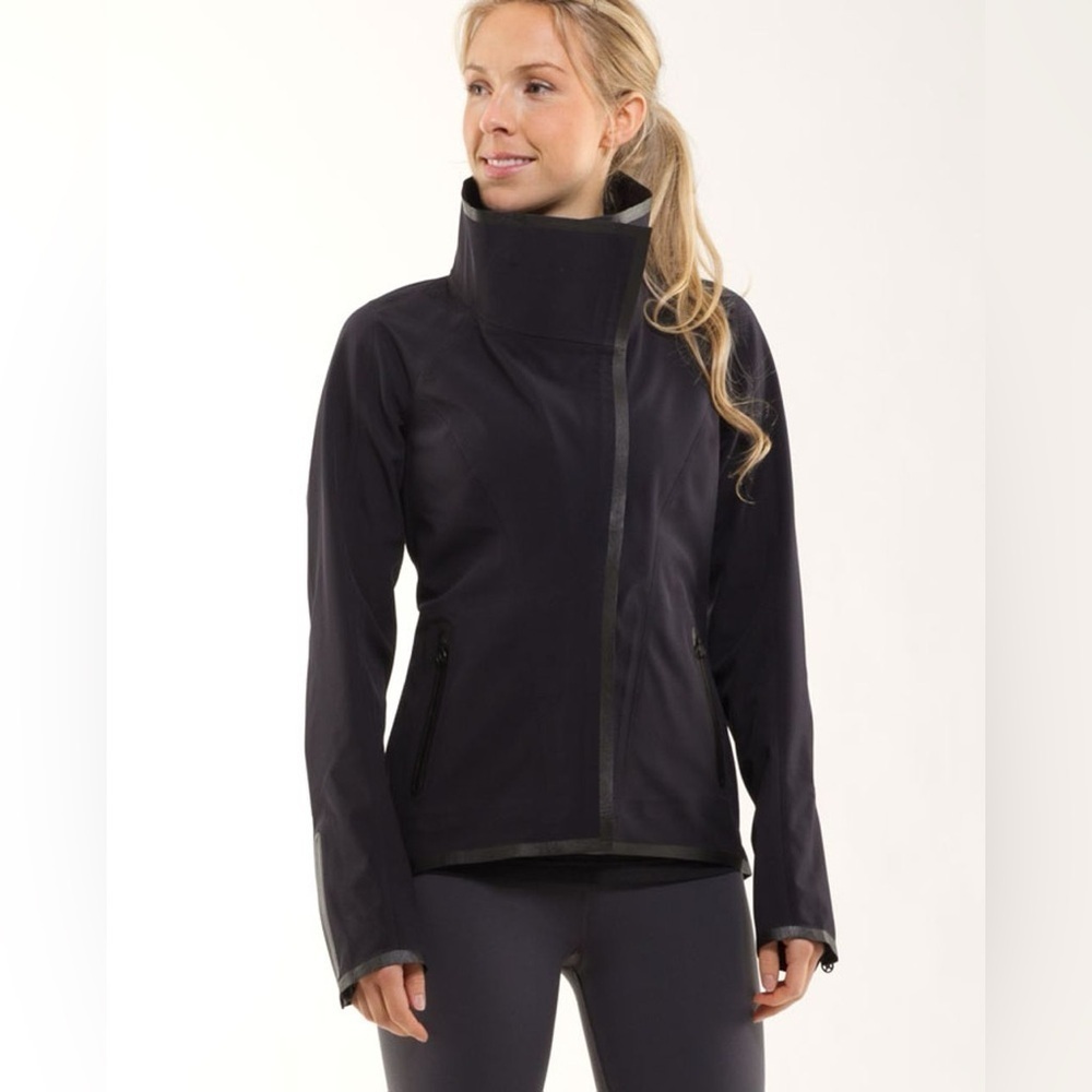 Lululemon Harmony Black Jacket Asymmetrical Zip Funnel Neck Soft Shell Size 8